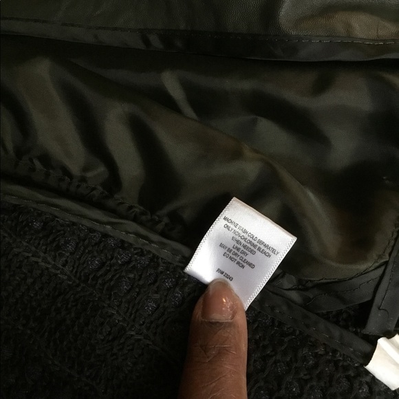 Ladies Olive Green Jacket - Picture 9 of 11